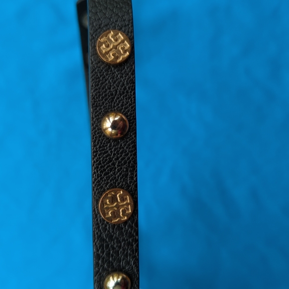 Tory Burch Double-Wrap Leather Logo Stud Bracelet - Picture 7 of 7